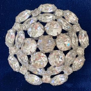 Vintage WEISS Rhinestone Brooch